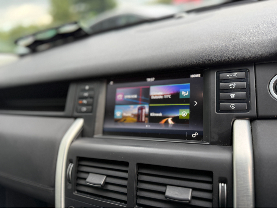 2015 Land Rover Discovery Sport 2.2L Diesel For Sale Images