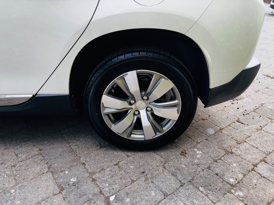 Peugeot 2008 — thumbnail 6