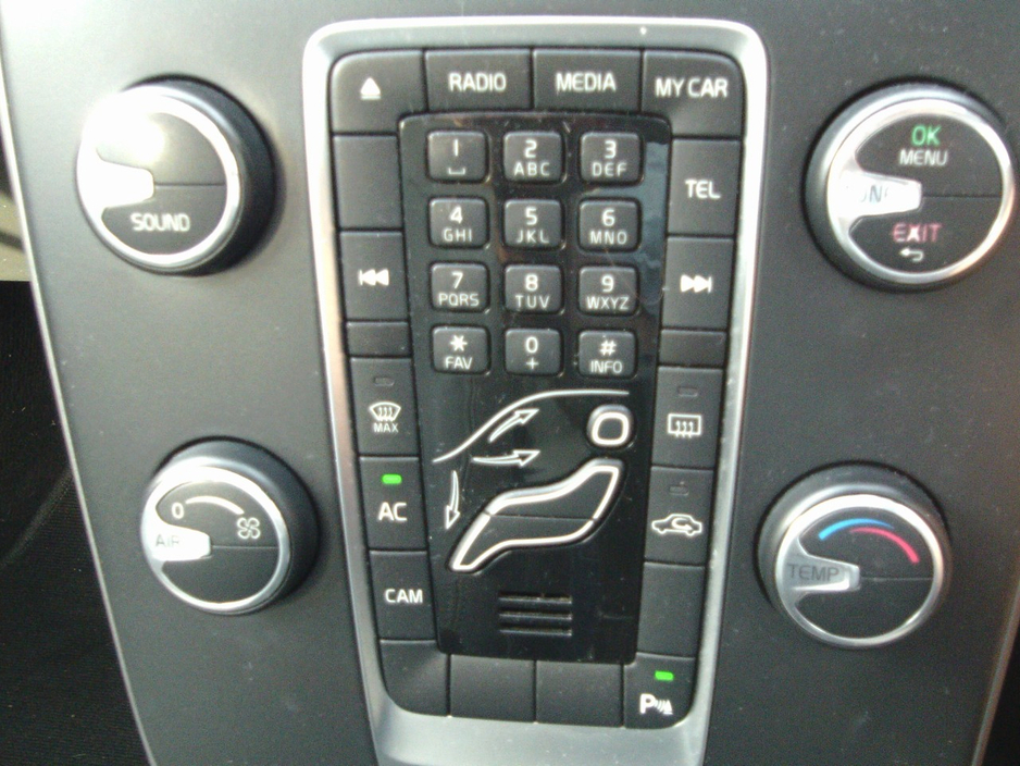 2014 Volvo V40 1.6L Diesel For Sale Images