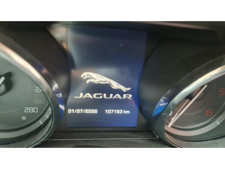 Jaguar XE 20L 14D 163PS LF PRESTIGE A 4DR — thumbnail 6