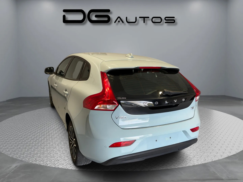 2018 Volvo V40 1.6L Petrol For Sale Images