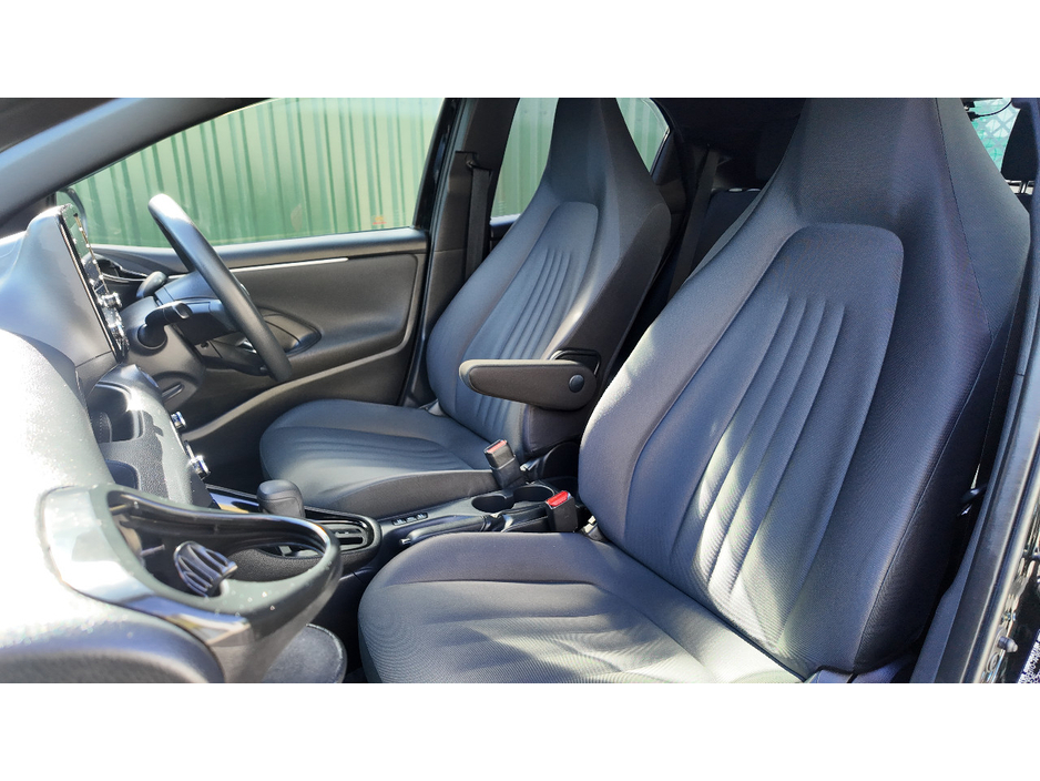2020 Toyota Yaris 1.5L Petrol Hybrid For Sale Images