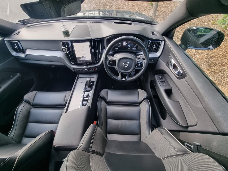 2020 Volvo XC60 2L Petrol Plug-in Hybrid For Sale Images