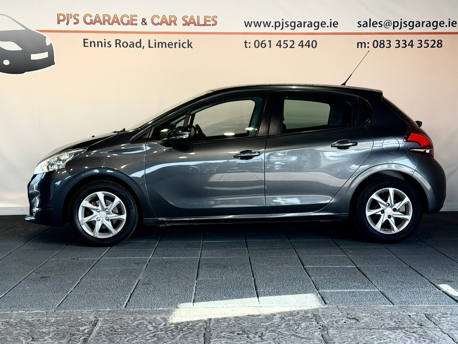 2015 Peugeot 208 1L Petrol For Sale Images