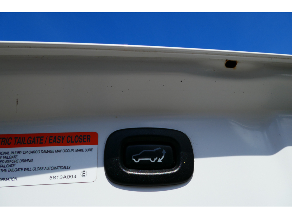 2017 Mitsubishi Outlander 2L Petrol Hybrid For Sale Images