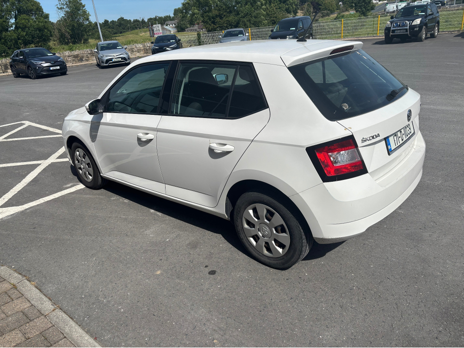 2017 Skoda Fabia 1.0L Petrol For Sale Images