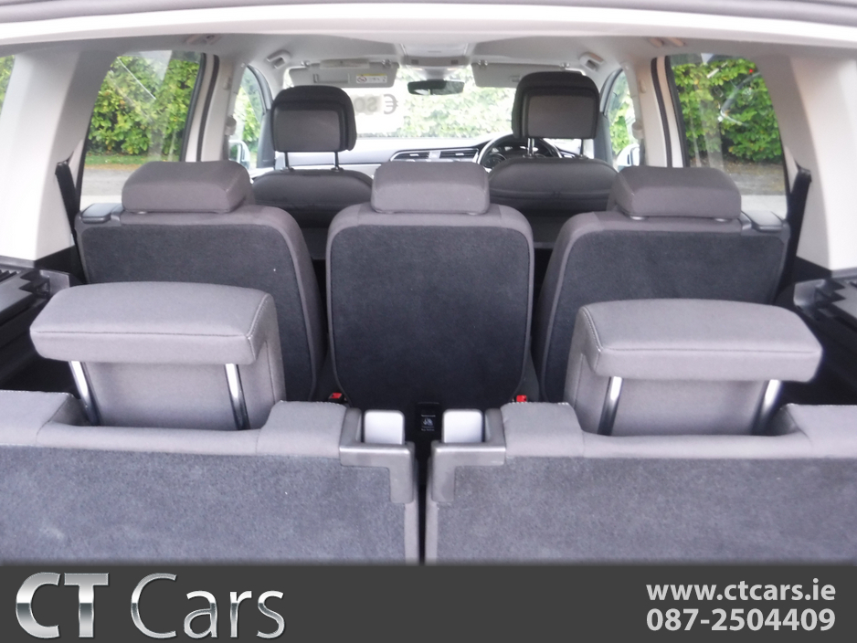 2018 Volkswagen Touran 1.4L Petrol For Sale Images