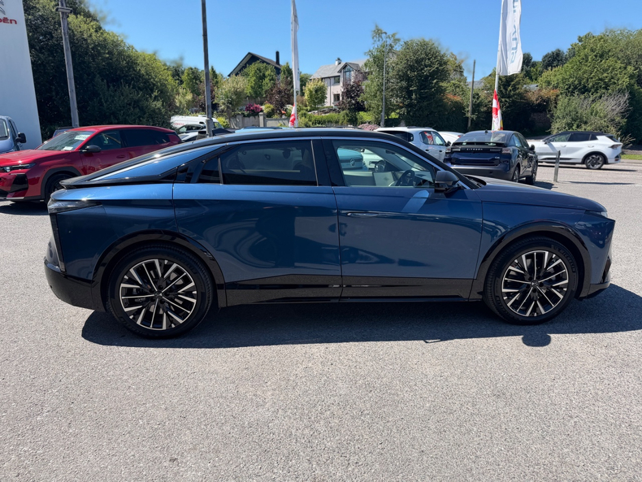 2026 DS Automobiles No8 0L Electric For Sale Images