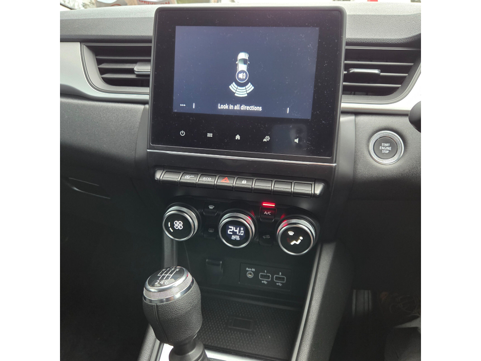 2022 Renault Captur 1L Petrol For Sale Images