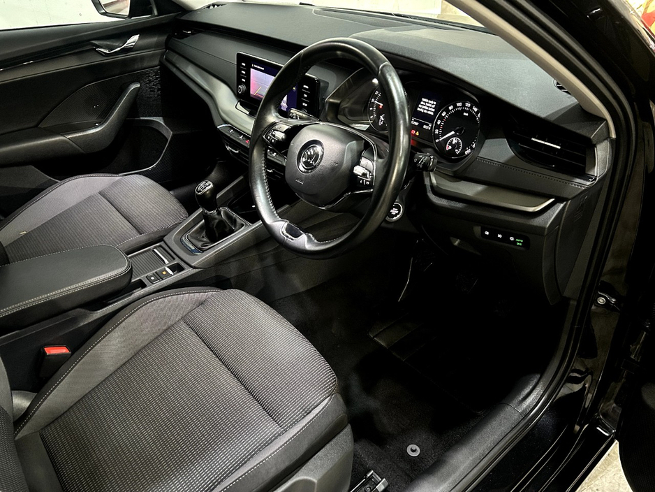 2022 Skoda Octavia 2L Diesel For Sale Images
