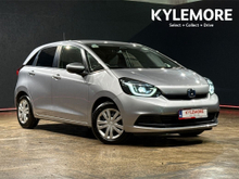 Honda Fit HYBRID 1.5L AUTOMATIC - CRUISE CONTROL - HONDA SENSING - REVERSE CAMERA - A/C HEATING CONTROLS