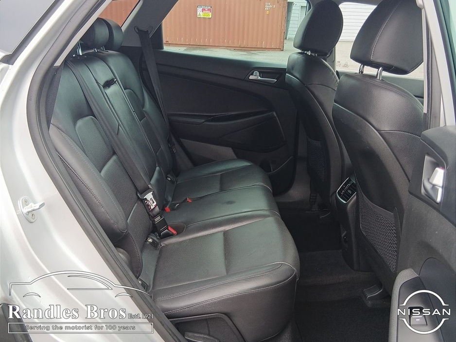 Hyundai Tucson 2WD Executive Plus — thumbnail 14