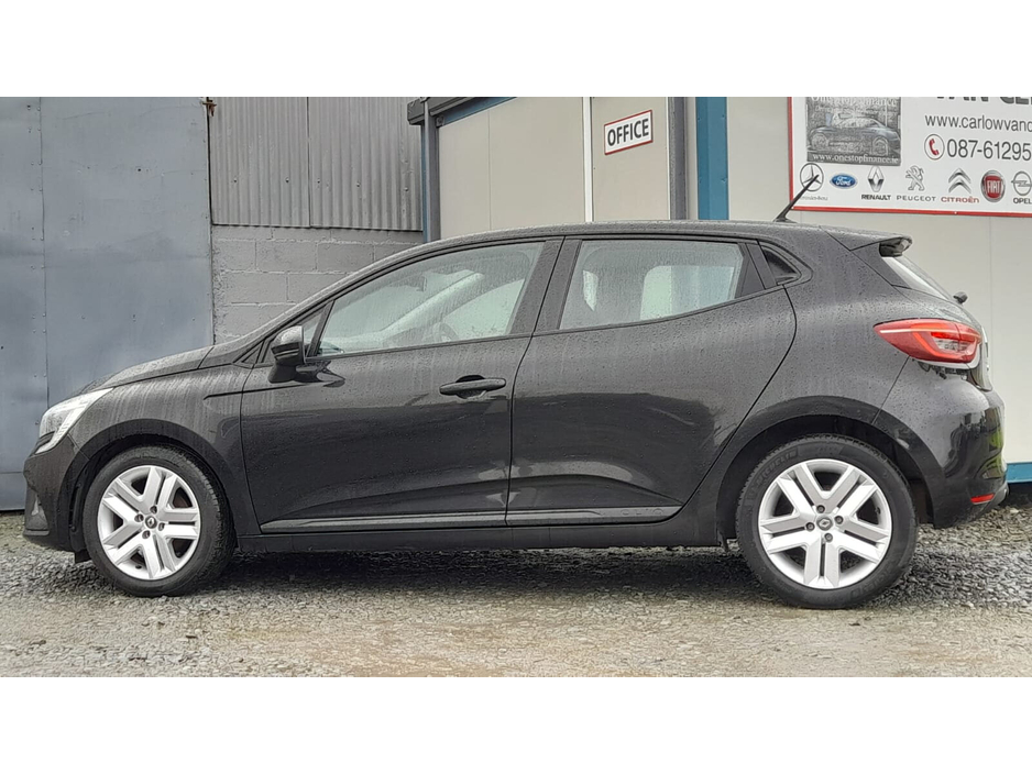 2022 Renault Clio 1L Petrol For Sale Images