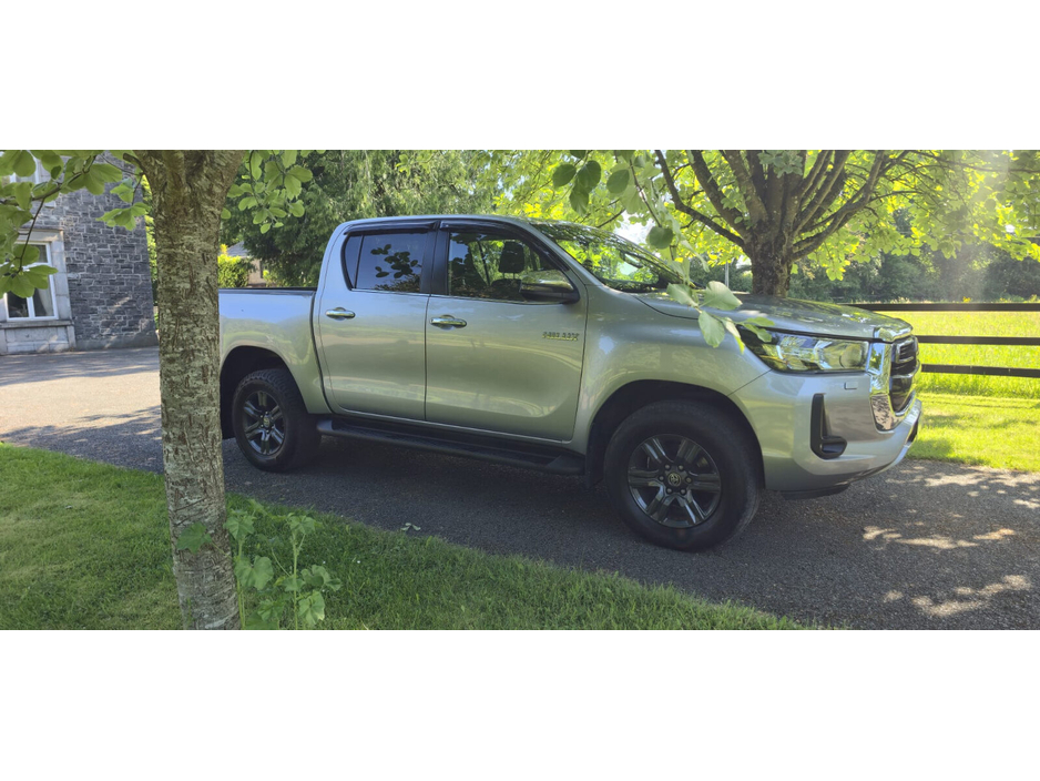 2023 Toyota Hilux 2.4L Diesel For Sale Images