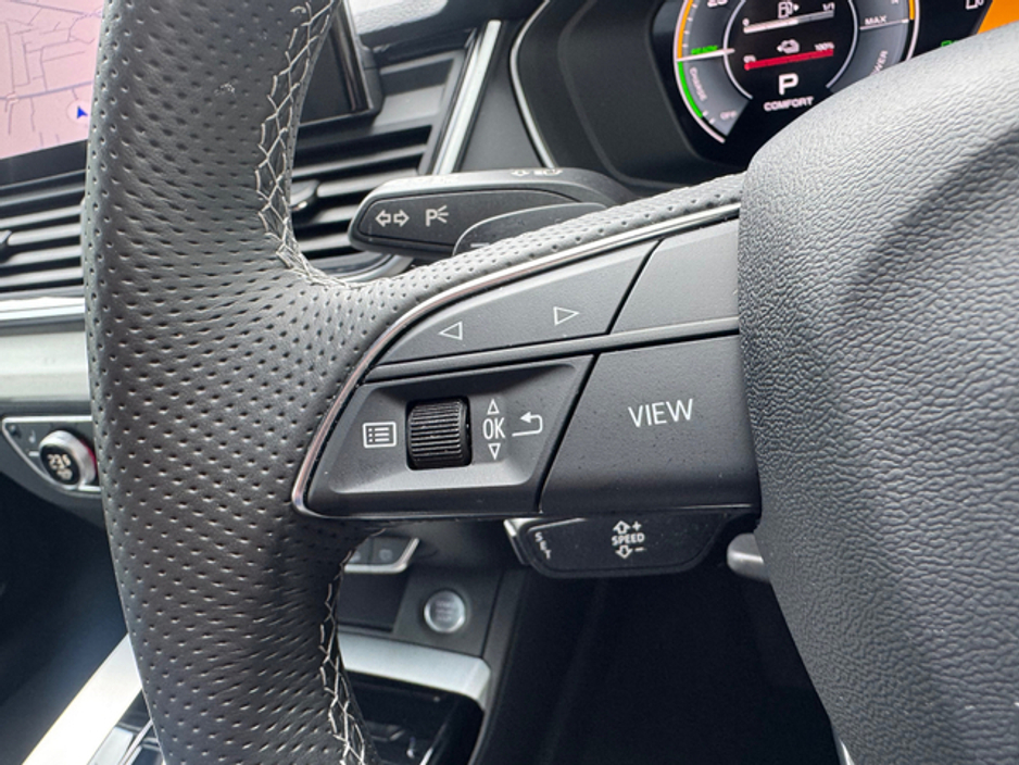 2023 Audi Q5 2.0L Petrol Plug-in Hybrid For Sale Images