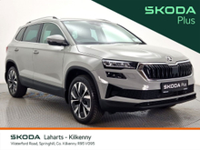 Skoda Karoq SELECTION+ 2.0TDI 115HP *REAR CAMERA*WIRELESS CHARGING*
