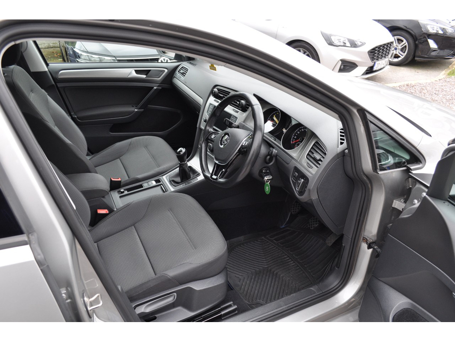 2016 Volkswagen Golf 1.6L Diesel For Sale Images
