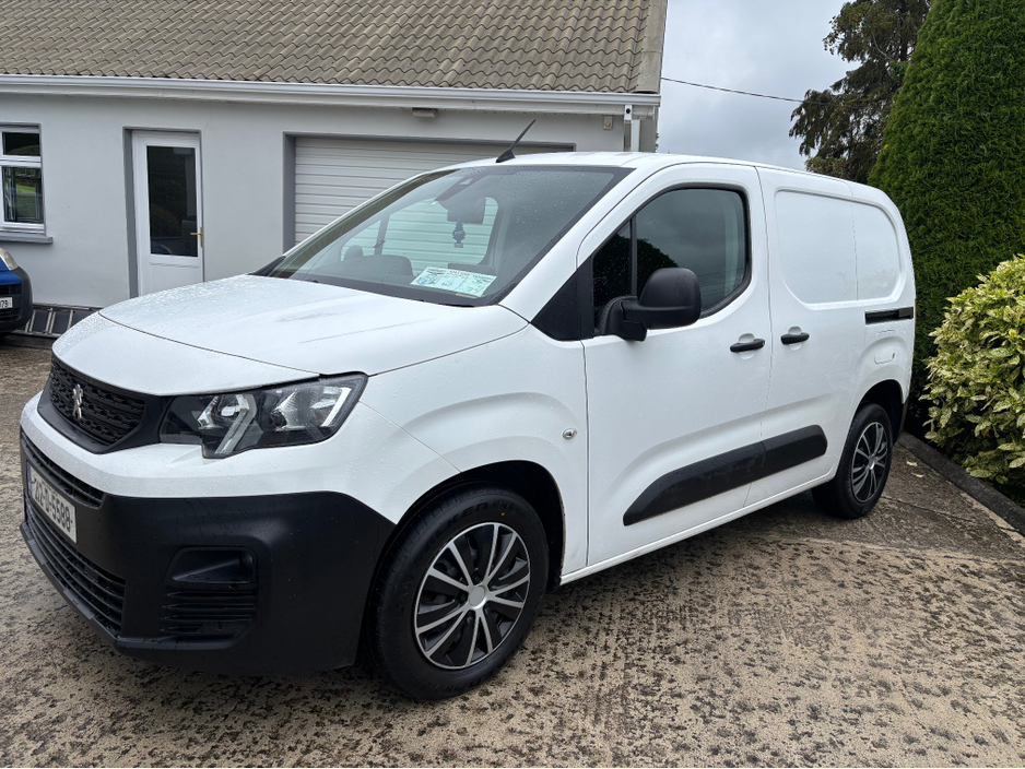 2021 Peugeot Partner 1.5L Diesel For Sale Images