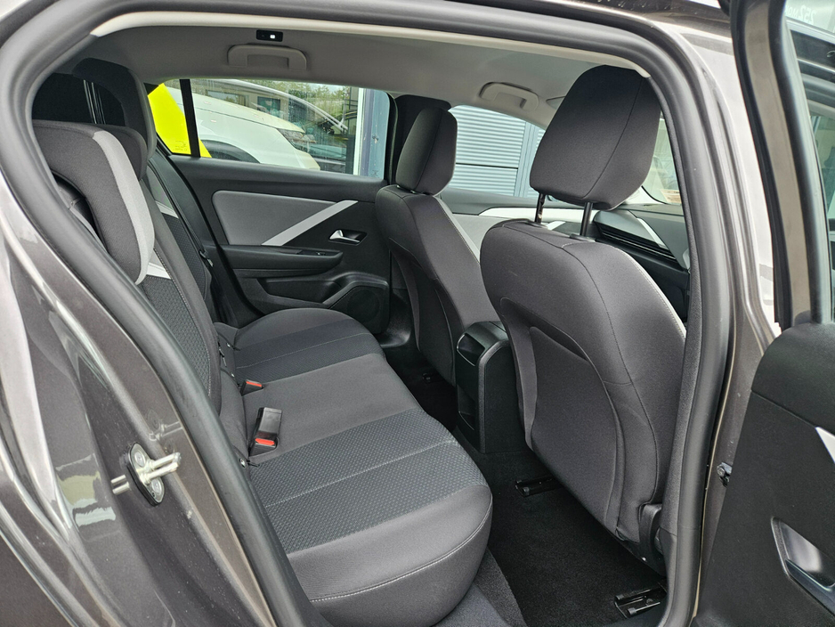 2024 Opel Astra 1.5L Diesel For Sale Images