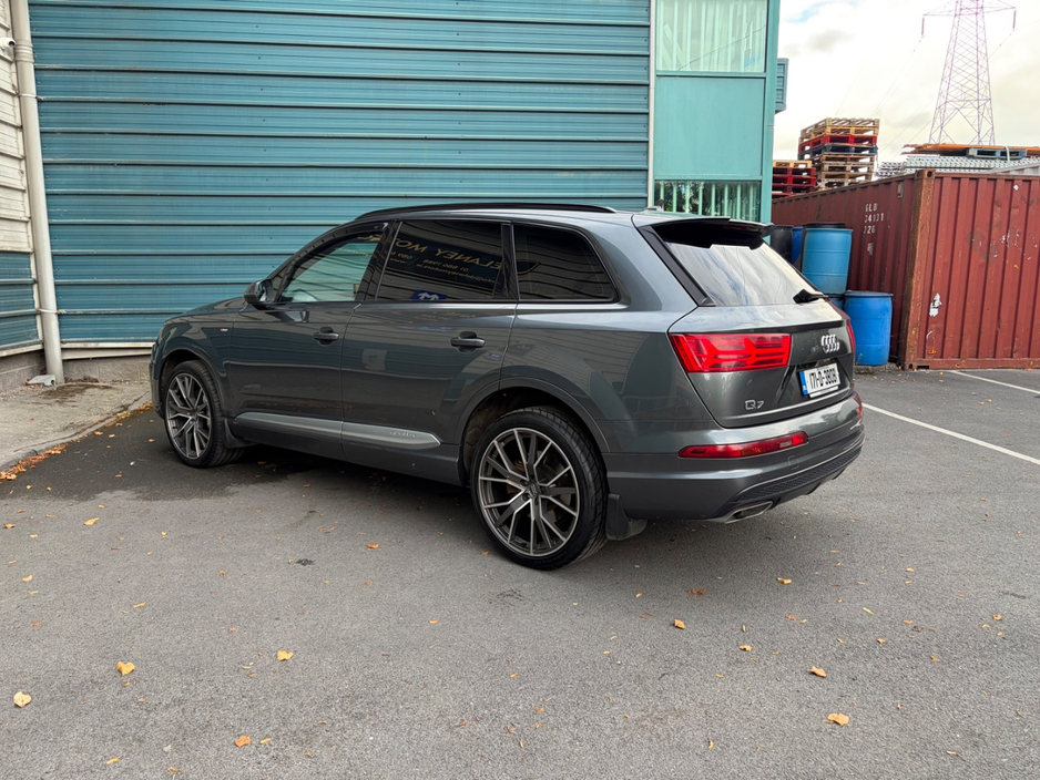 2017 Audi Q7 3L Diesel For Sale Images