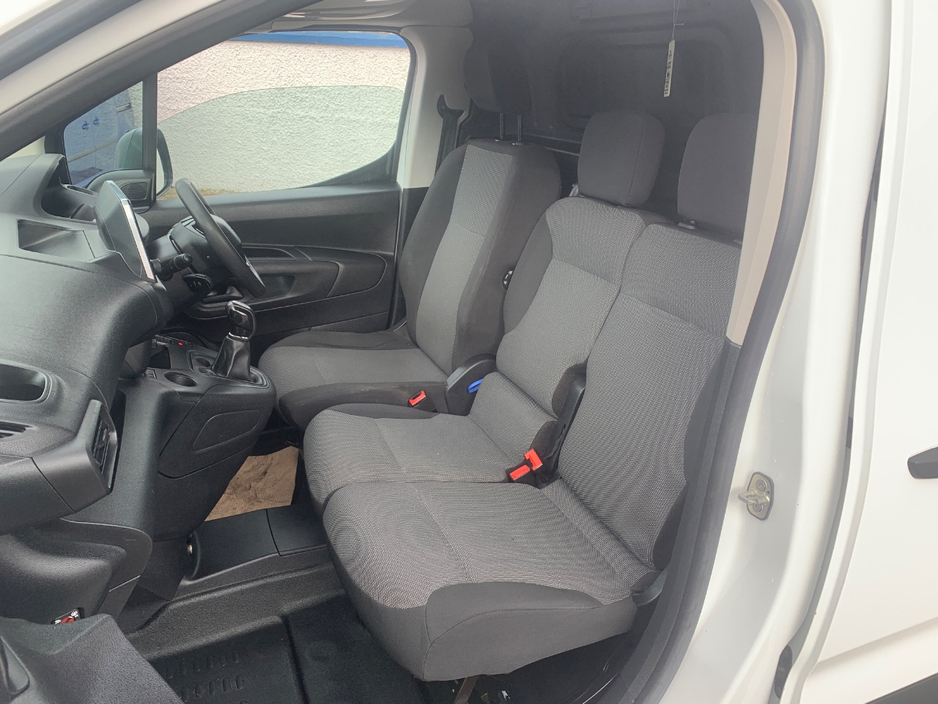 2020 Peugeot Partner 1.6L Diesel For Sale Images