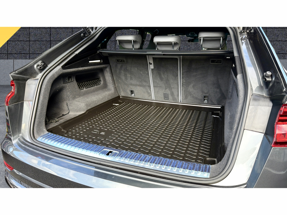 2023 Audi Q8 3L Diesel For Sale Images