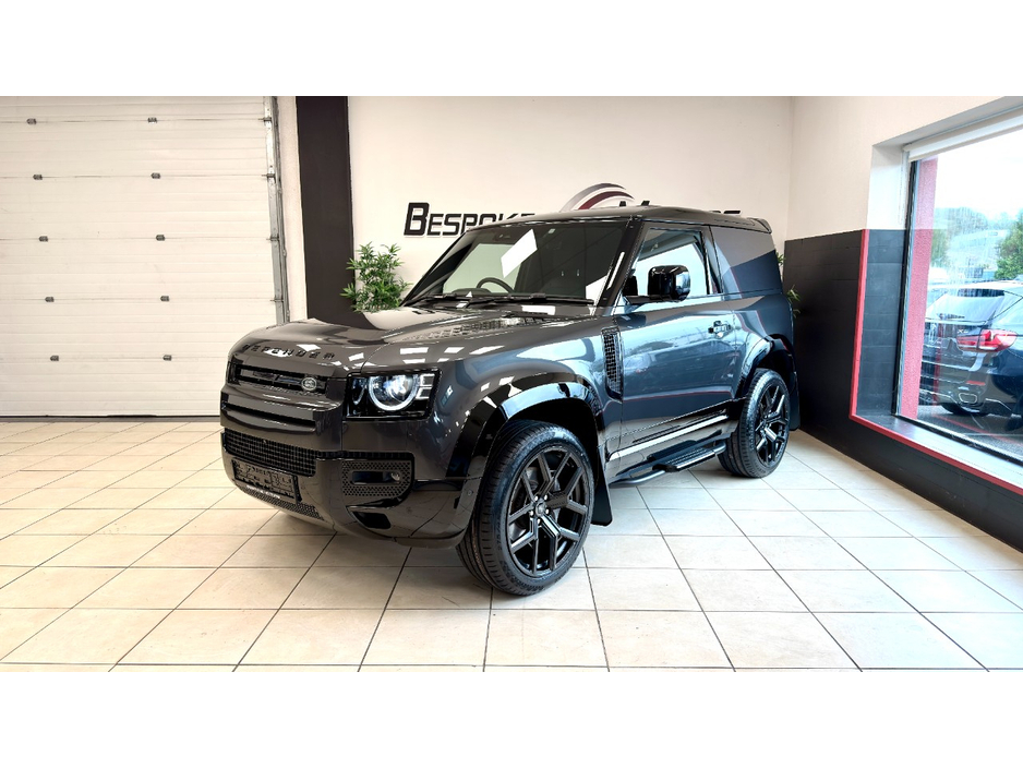2025 Land Rover Defender