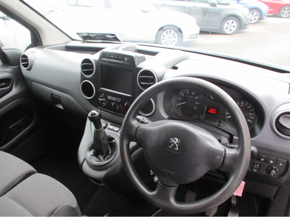 2017 Peugeot Partner 1.6L Diesel For Sale Images