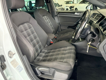 2014 Volkswagen Golf 2L Diesel For Sale Images
