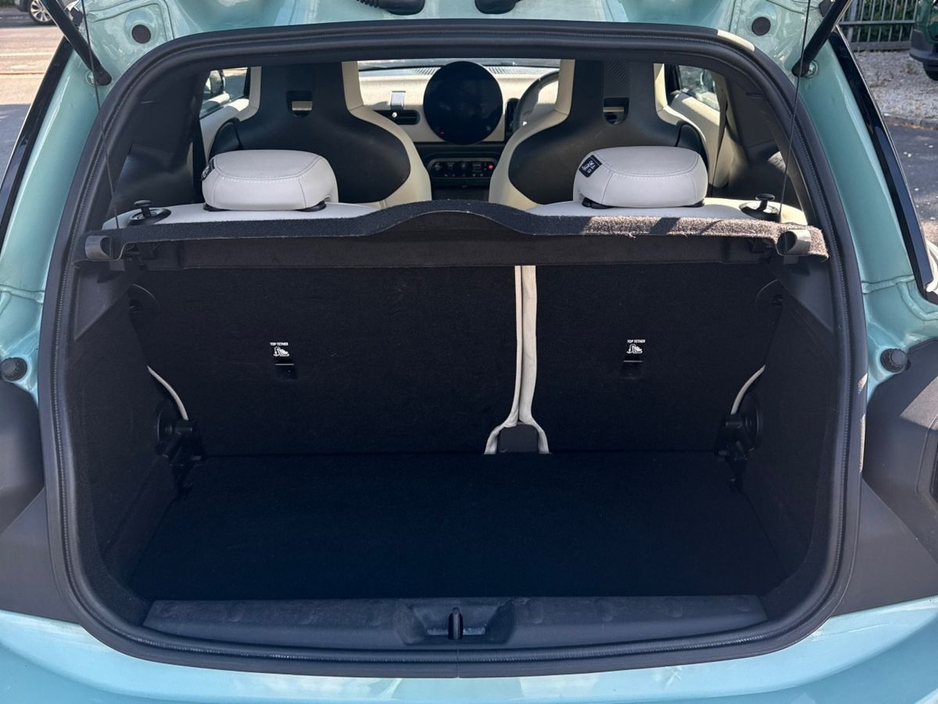 2024 MINI Hatch 1.5L Petrol For Sale Images