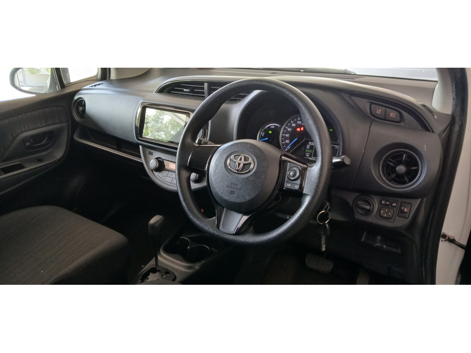 2017 Toyota Vitz 1.5L Hybrid For Sale Images