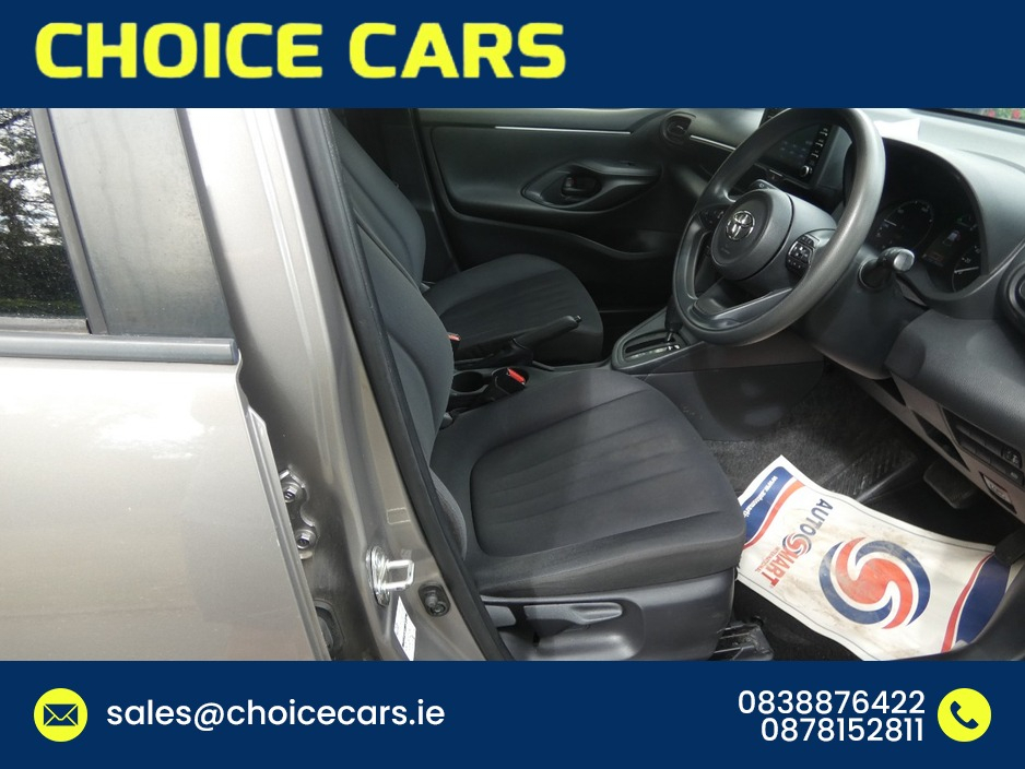 2021 Toyota Yaris 1.5L Hybrid For Sale Images