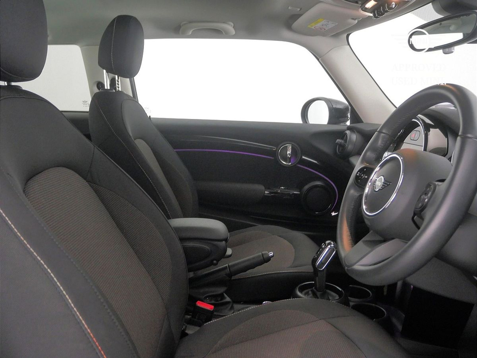 2024 MINI Hatch 1.5L Petrol For Sale Images