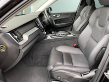 2023 Volvo XC60 2L Diesel For Sale Images