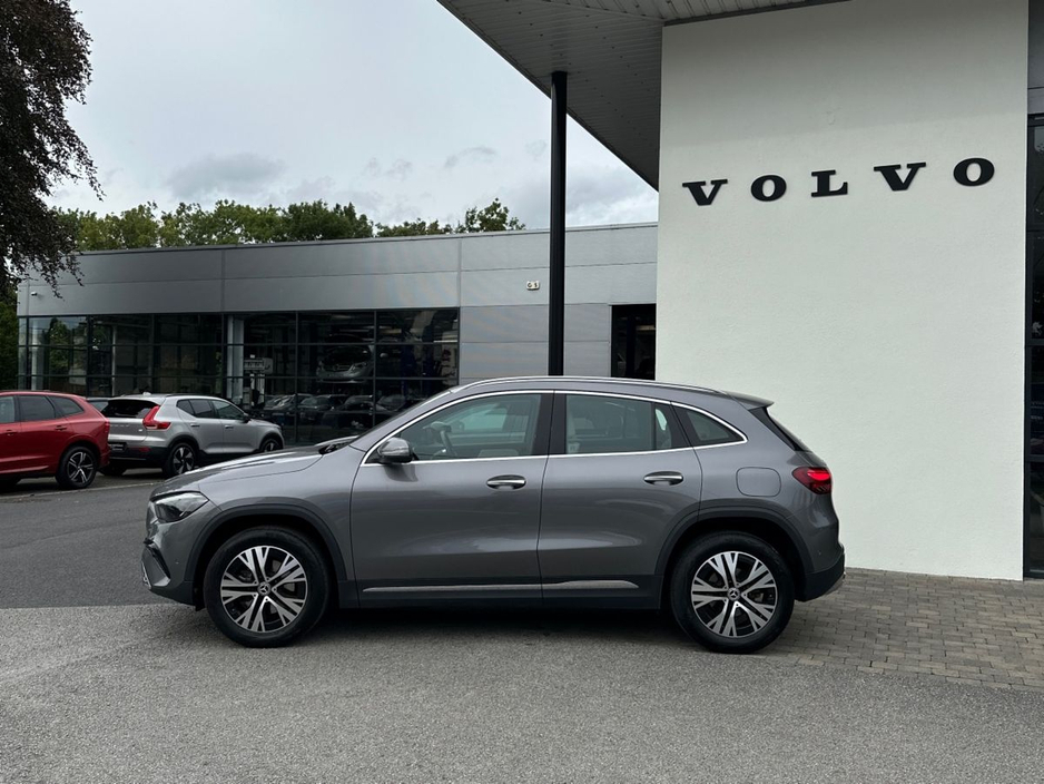 Mercedes-Benz GLA Class GLA 200d Progressive Plus*Beige Leather* — thumbnail 9