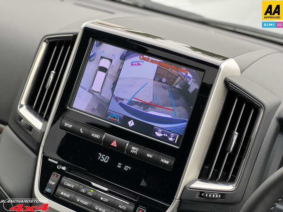 2022 Toyota Landcruiser 4.5L Diesel For Sale Images