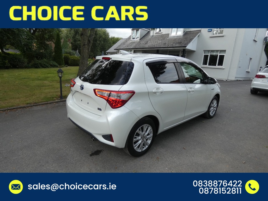 2017 Toyota Yaris 1.5L Hybrid For Sale Images
