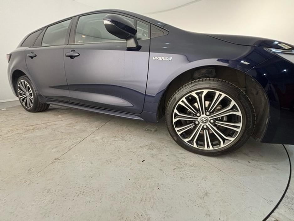 Toyota Corolla HYBRID SOL T/S 4DR AUTO — thumbnail 17