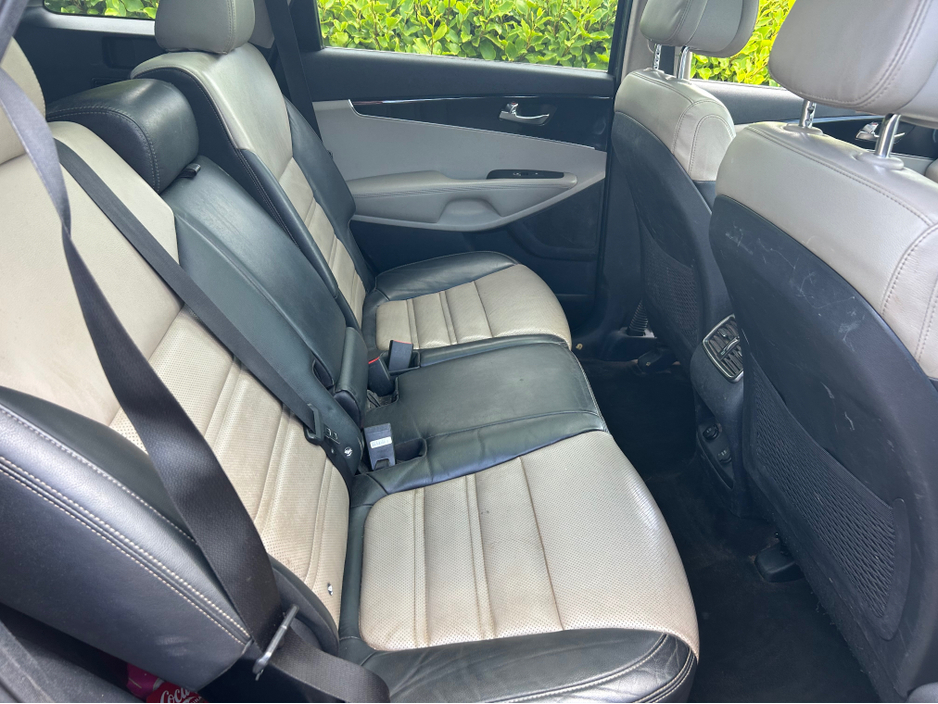2016 Kia Sorento 2.2L Diesel For Sale Images