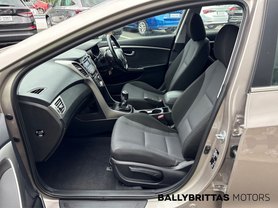 2016 Hyundai i30 1.6L Diesel For Sale Images