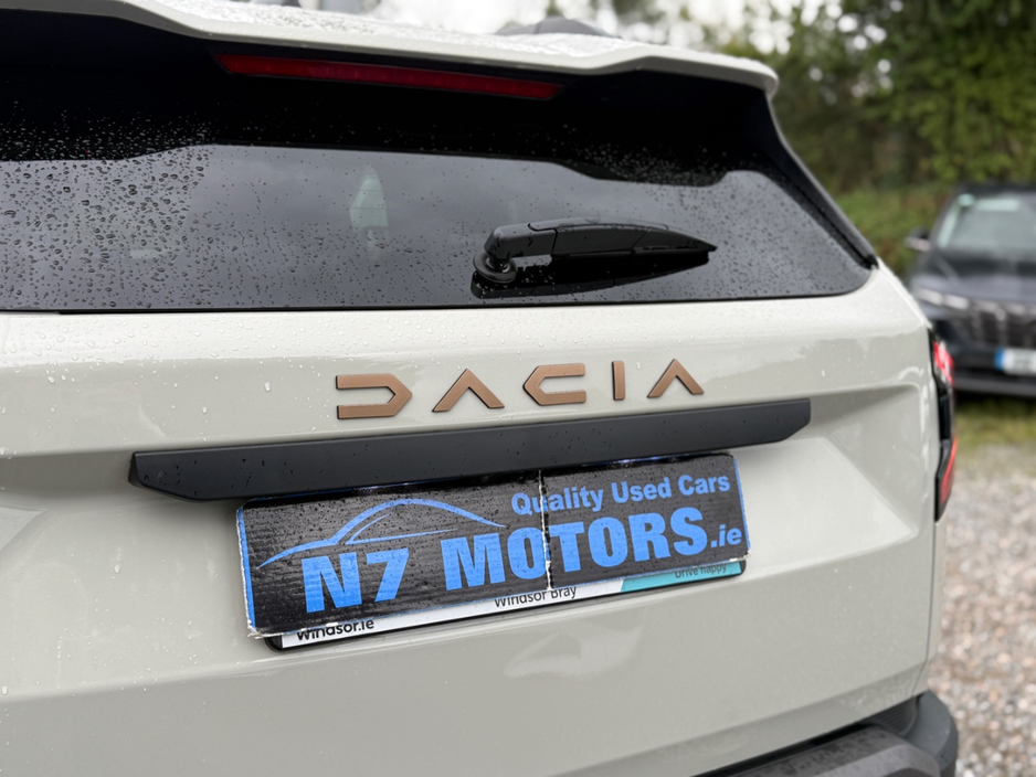 2025 Dacia Duster 1.6L Petrol Hybrid For Sale Images