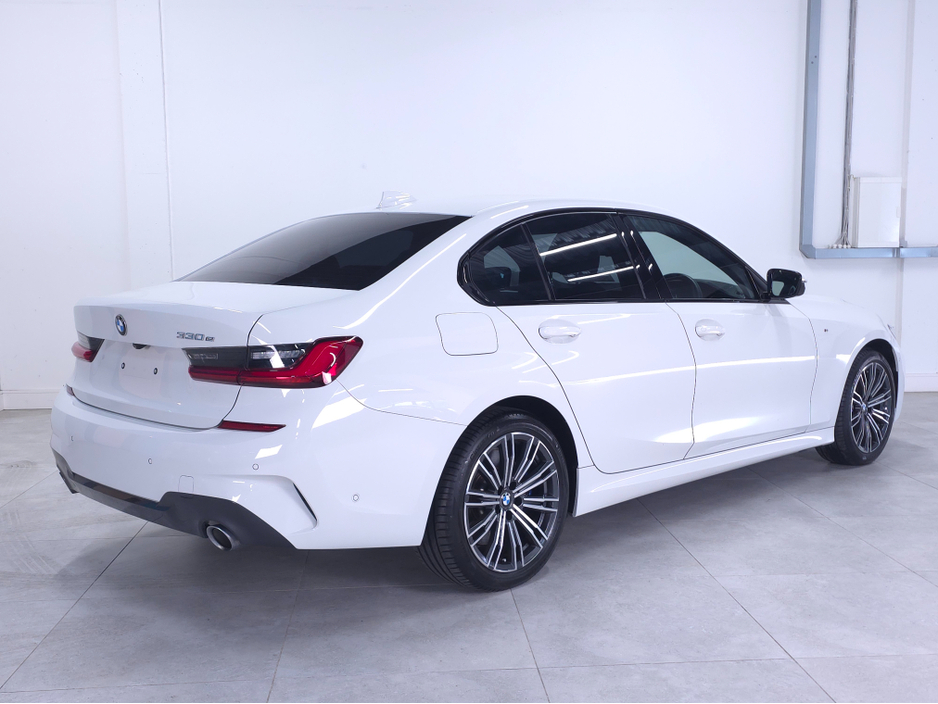 2021 BMW 3 Series 2L Petrol Plug-in Hybrid For Sale Images