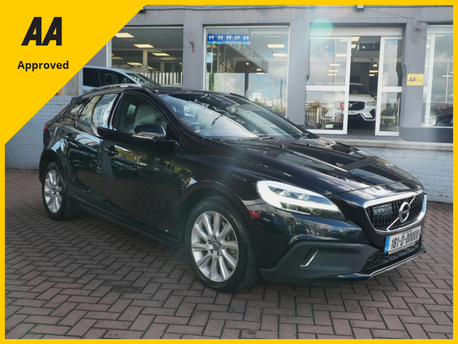 Used Volvo V40 Cross Country 2018 in Dublin