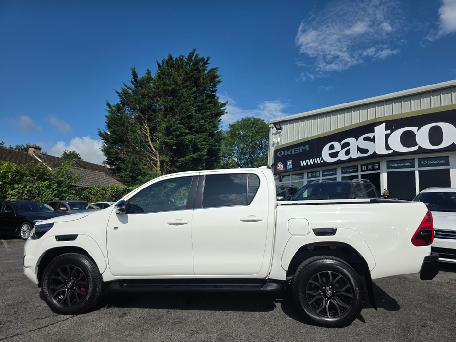 2023 Toyota Hilux 2.4L Diesel For Sale Images