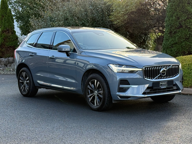 2023 VOLVO XC60 T6 Recharge PHEV 350hp AT8 Core