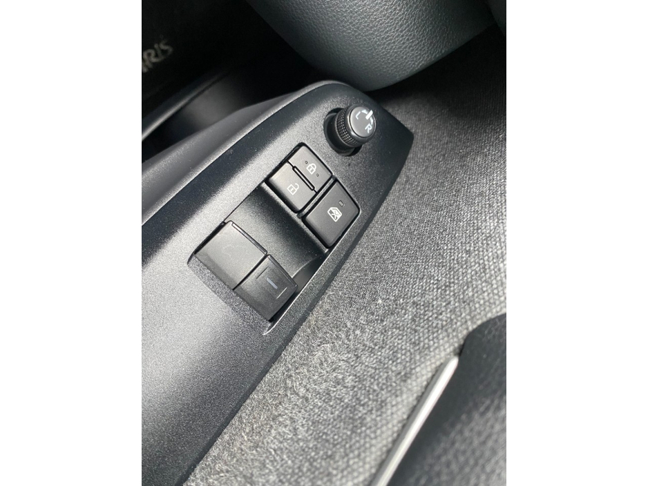 2021 Toyota Yaris 1.5L Petrol Hybrid For Sale Images
