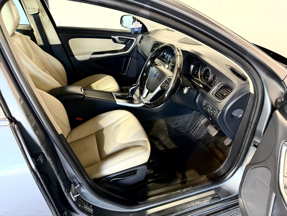 2017 Volvo S60 2L Diesel For Sale Images