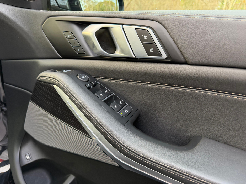 2024 BMW X5 3L Petrol Plug-in Hybrid For Sale Images