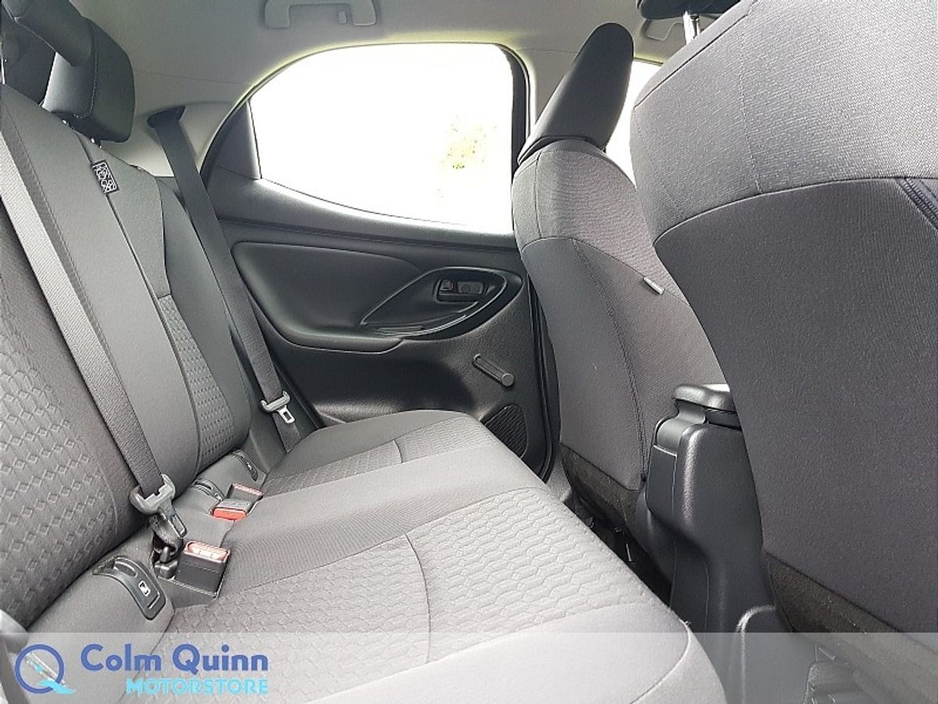 Used Toyota Yaris LUNA 1.5 HYBRID AUTO HATCHBACK (2023 (231))