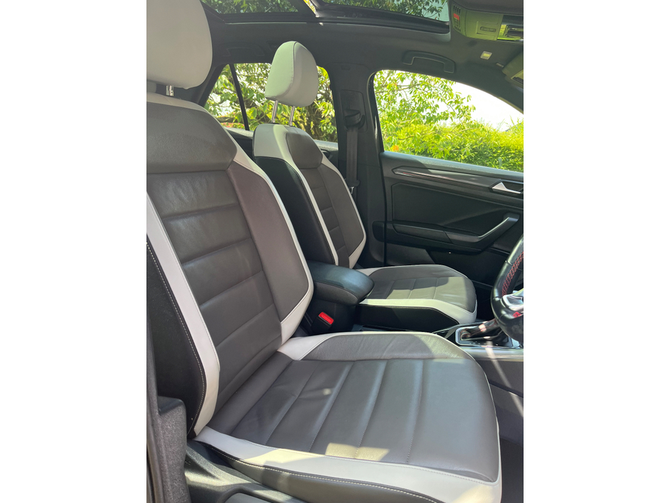 2022 Volkswagen T-Roc 2L Diesel For Sale Images